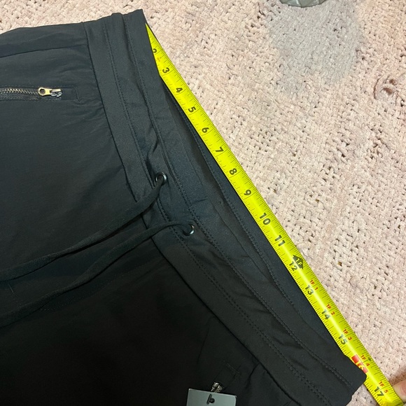 VINA Jogger pants With pockets Athletic,Active pants in black NWT - Picture 3 of 7